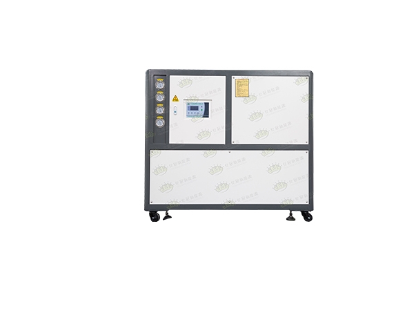 工(gong)業(ye)冷(leng)水機(ji)組(zu)介(jie)紹